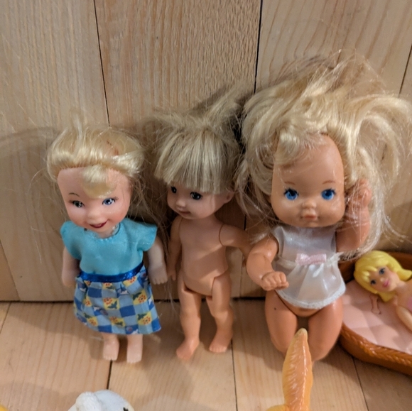 Assorted Small Pet Figurines  14 Pieces Pre-owned - Picture 5 of 8